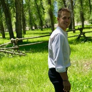 Meet your Posher, Charles